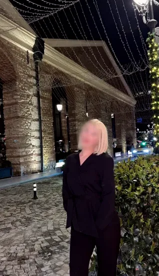 Aleksandra, 21
