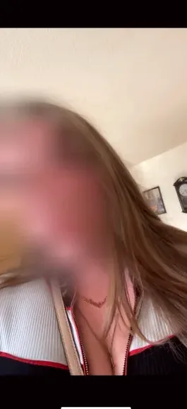 Alma, 25