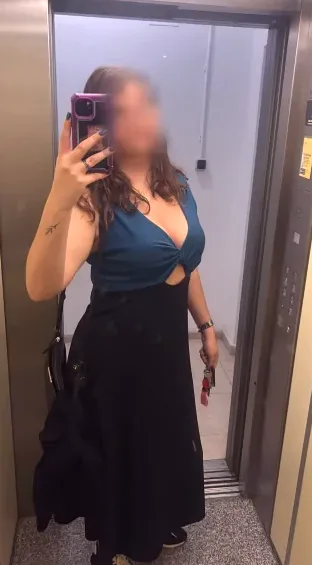 Amalie, 35