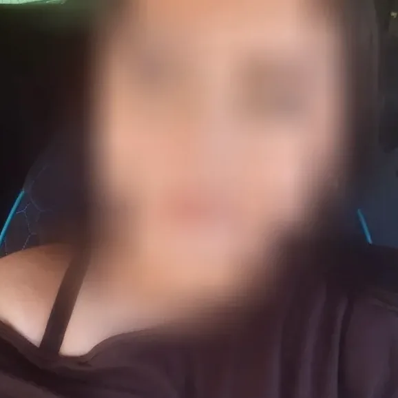 Amalie, 18
