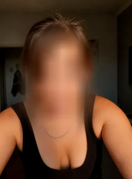 Esther, 34