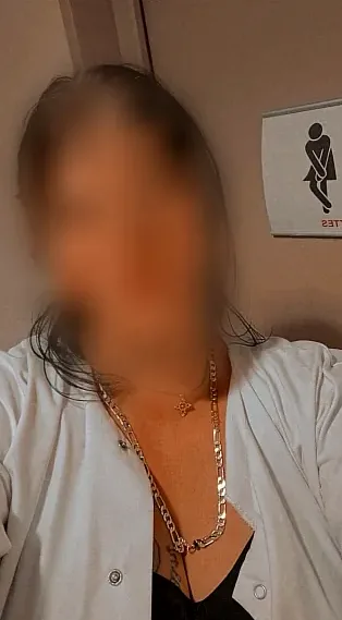 Frederikke, 33