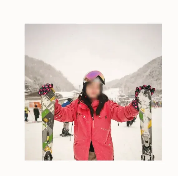 Jette, 33