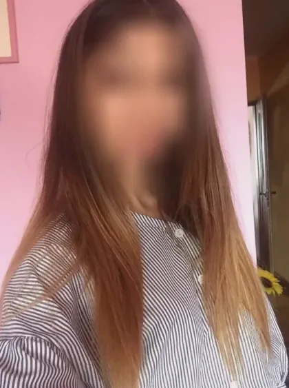 Lea, 28
