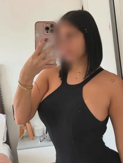 Louise, 28