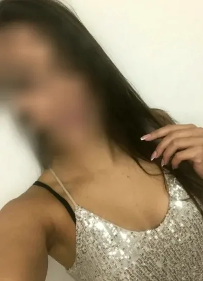 Milica, 24