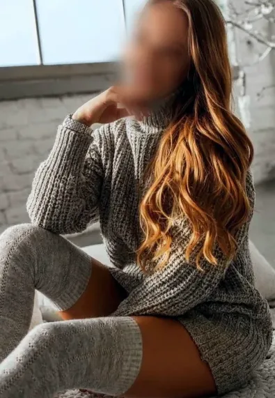 Nour, 36